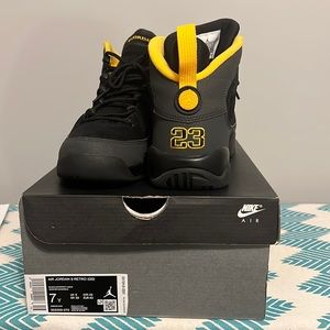 Air Jordan 9 Retro GS Black/ University Gold